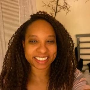 Meet your Posher, Nina